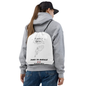 Sac à cordons avec le message « Tu mérites un high-five dans ta gueule », des petits cœurs et un homme lançant une claque géante.