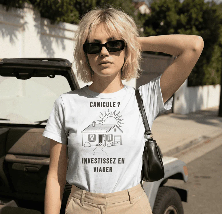 T-shirt blanc femme "Canicule ? Investissez en viager" avec illustration maison et soleil