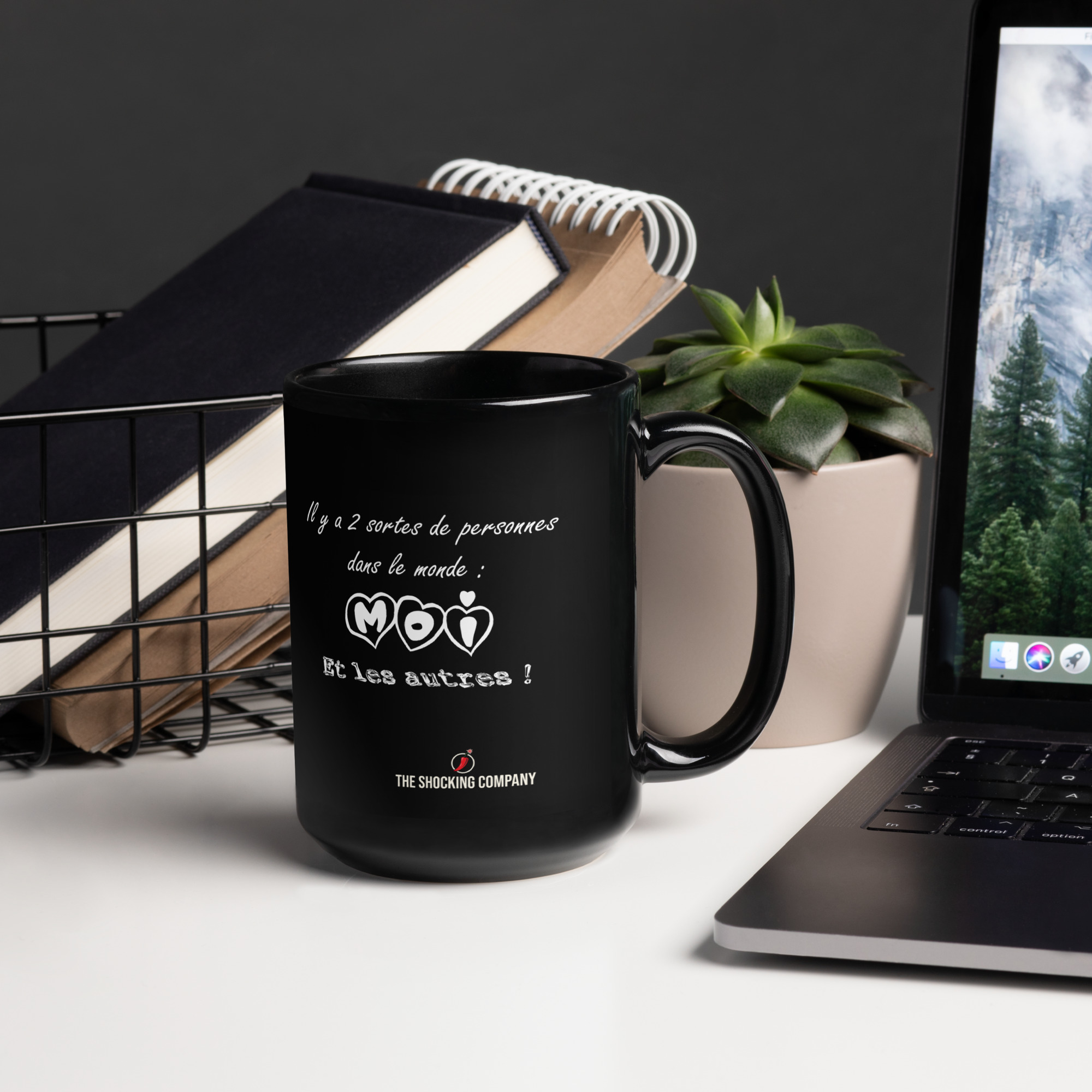Moi et les autres 🌶️Mug brillant noir – Image 3