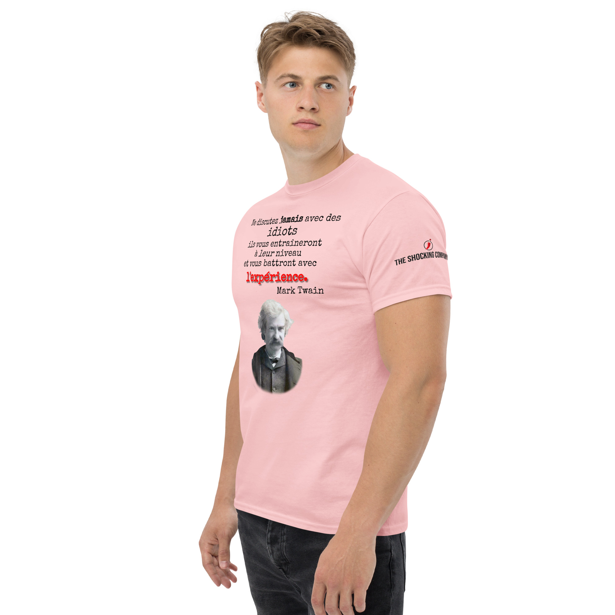 Les idiots gagneront avec l’expérience - Mark Twain 🌶️ T-shirt col rond – Image 2